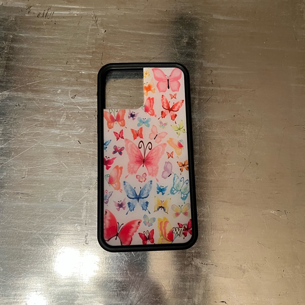 Wildflower 12 Pro Max butterfly phone case